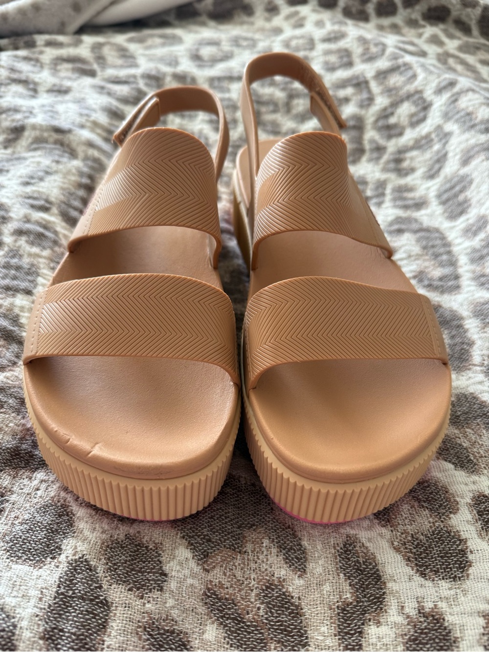 Reef Women's Nude Platform Slingback Sandals with Pink Logo - Picture 2 of 5